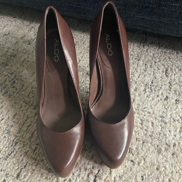 aldo leather pumps